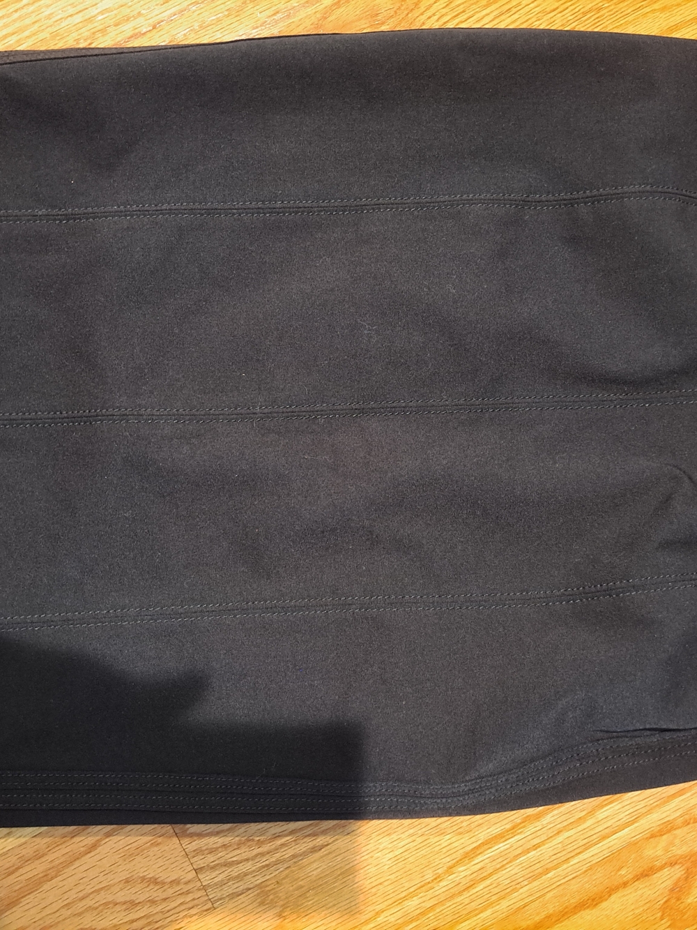 Classic black pencil skirt from White House Black Market in a size 2. This garme